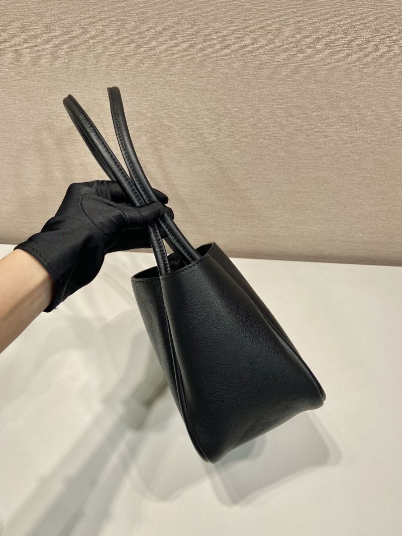 Pra*a bucket bags